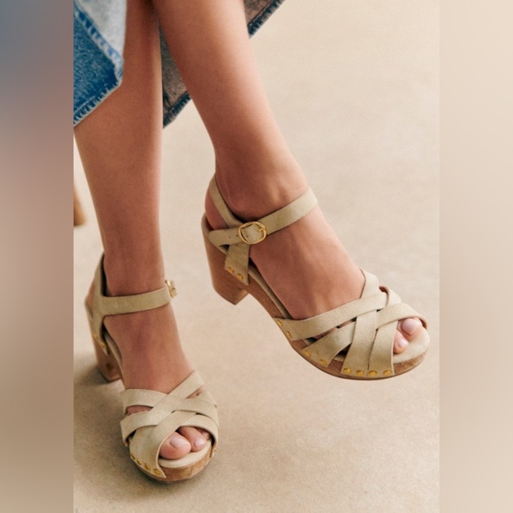 Sézane Isabelle Clogs in Sandstone FR 42 / US 11 - Picture 7 of 12